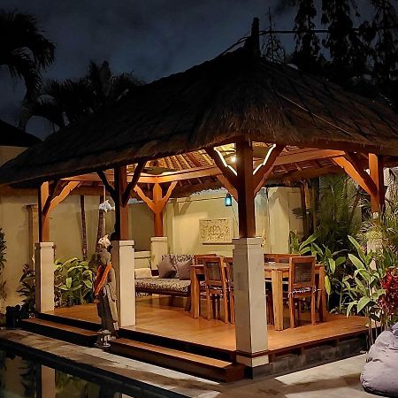 Beautiful Villa Indah 塞米亚克 外观 照片