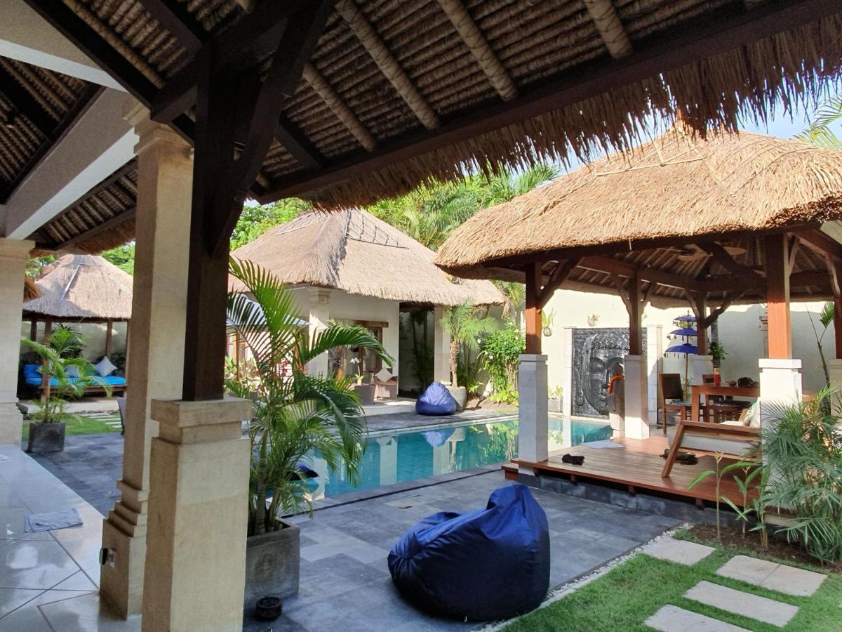 Beautiful Villa Indah 塞米亚克 外观 照片