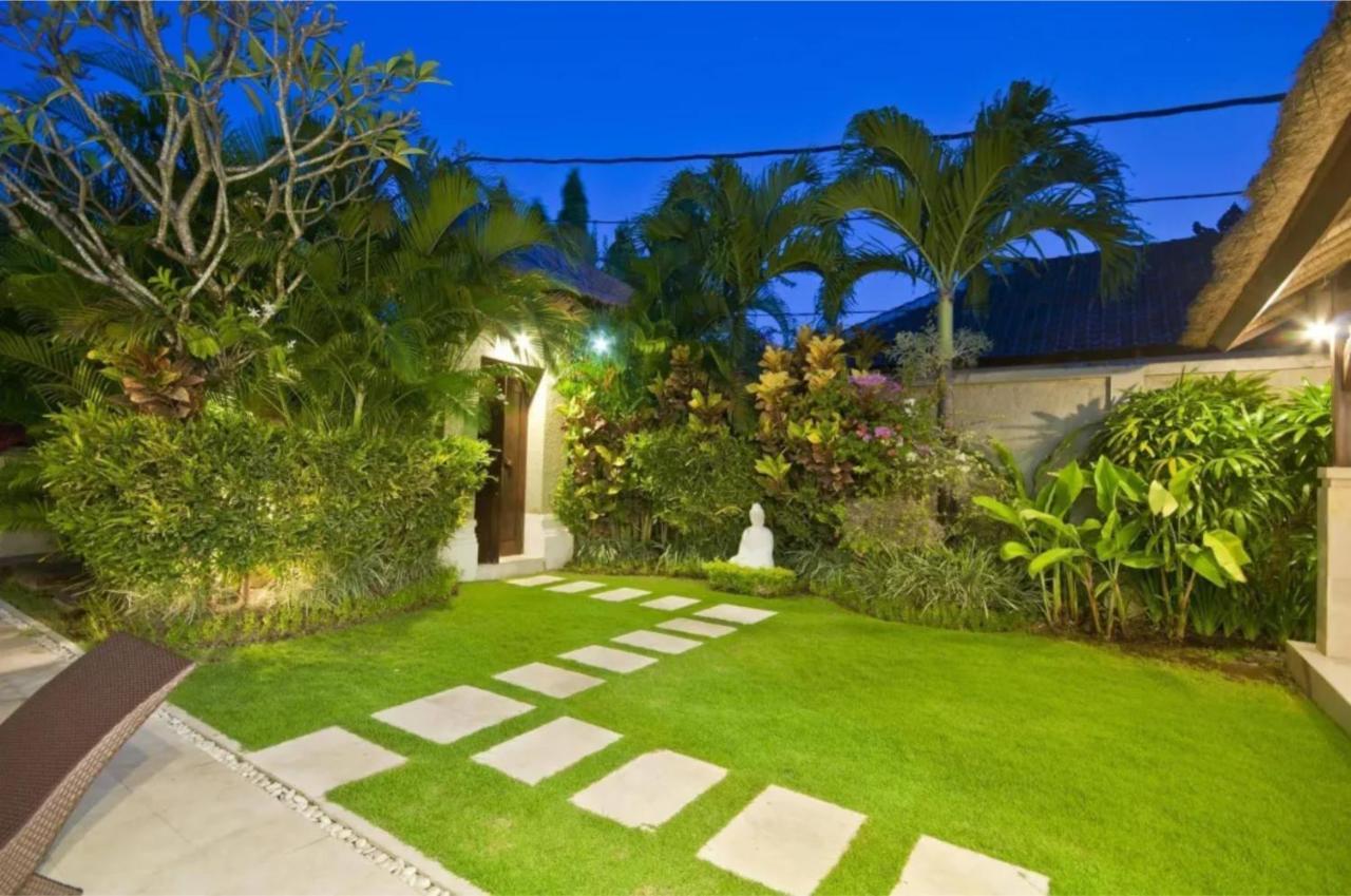 Beautiful Villa Indah 塞米亚克 外观 照片