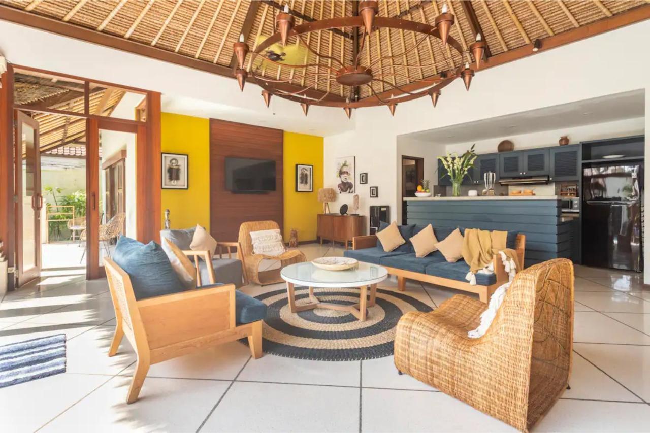Beautiful Villa Indah 塞米亚克 外观 照片